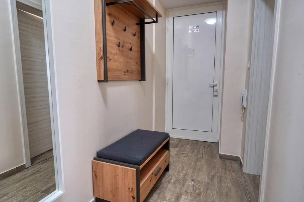 Cozy Modern Apartment Rijeka Exterior foto